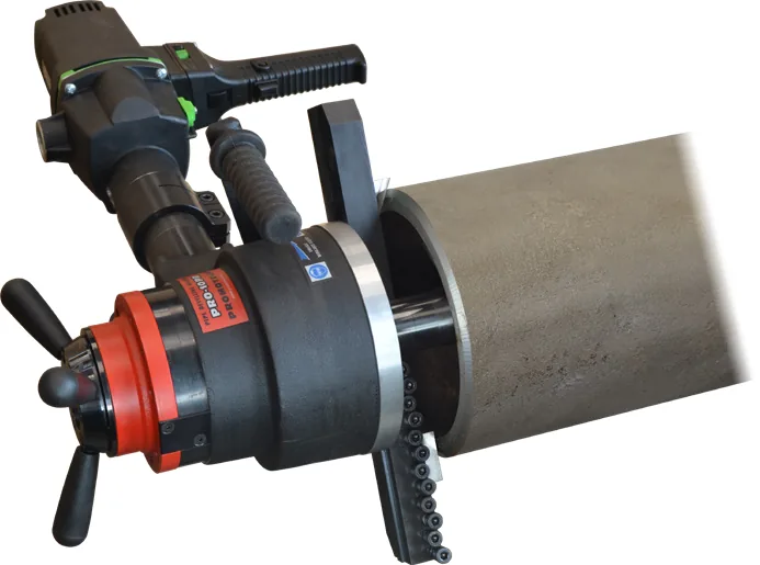 PROMOTECH PRO-10 PB pipe beveller clamped on pipe